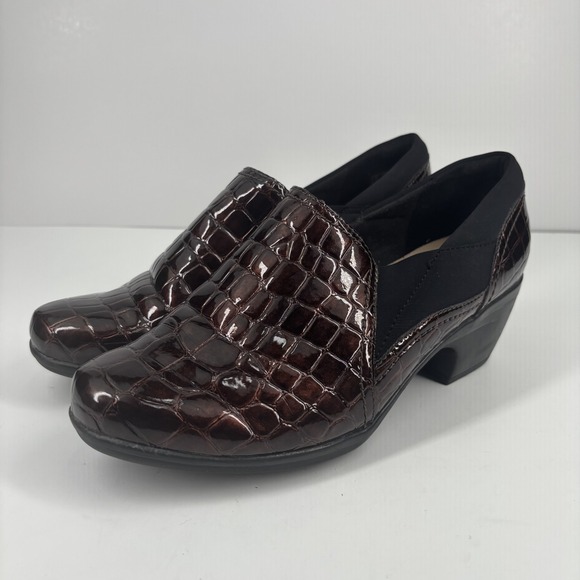 Clarks Emily Amelia Loafers Women's US 7.5W Brown Croc Patent Leather Shoes - Picture 1 of 16